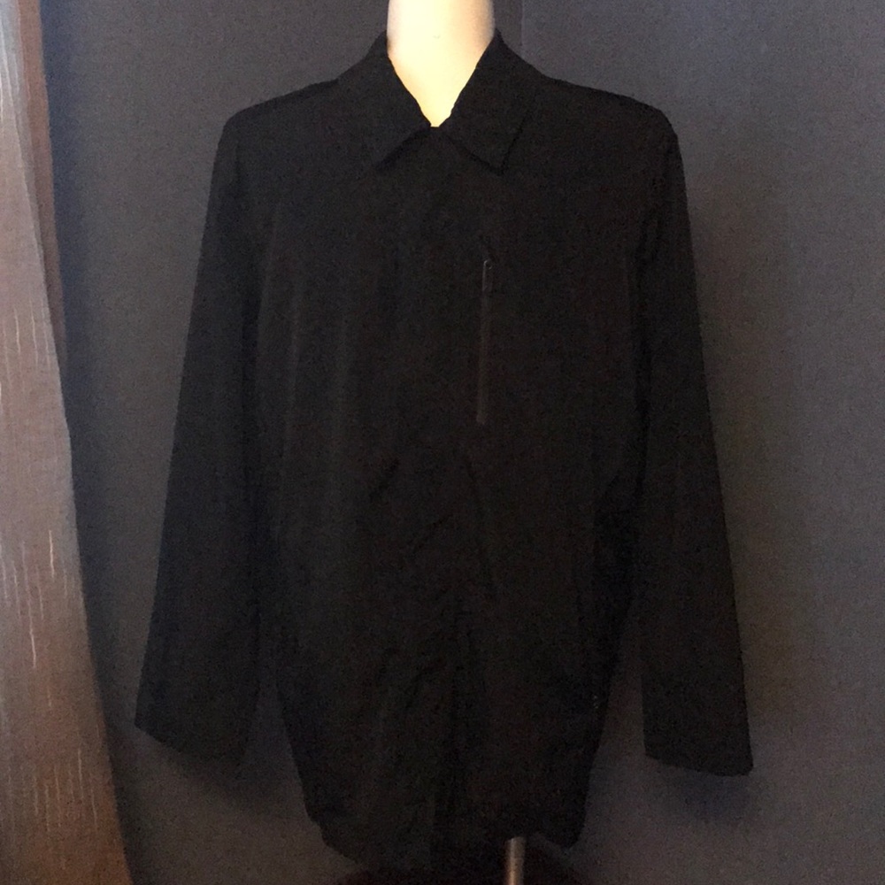 Men’s black Tumi jacket XL.  Has been heavily discounted so price is firm.
